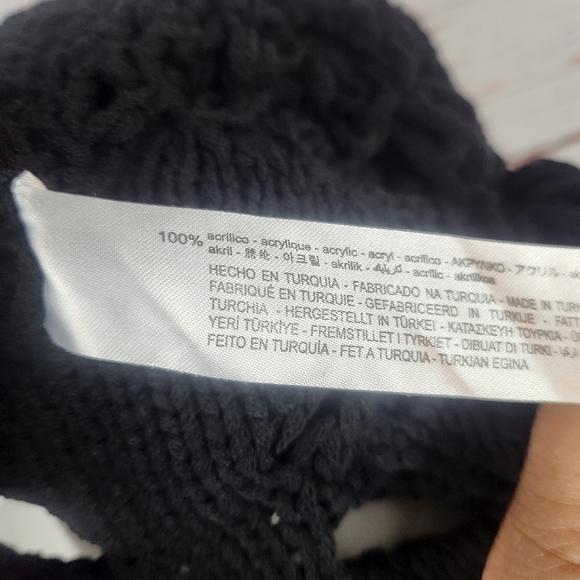 ZARA Black Crochet Sweater Or Cover-Up (S/M) - Picture 8 of 8